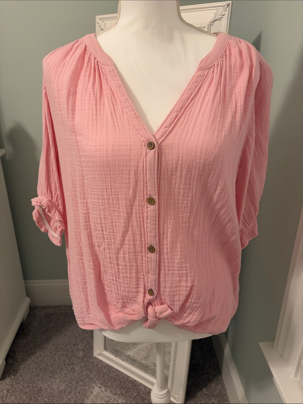 Beachlunchlounge pink gauze top, size S.